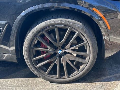 Certified 2024 BMW X5 xDrive40i w/ M Sport Package image 4