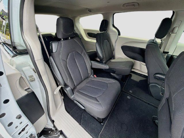 Used 2024 Chrysler Voyager LX FWD image 28