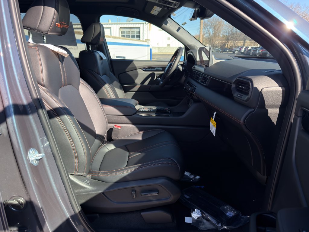 New 2026 Honda Pilot TrailSport image 25