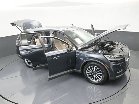 Used 2022 Lincoln Aviator Reserve w/ Elements Package Plus image 81
