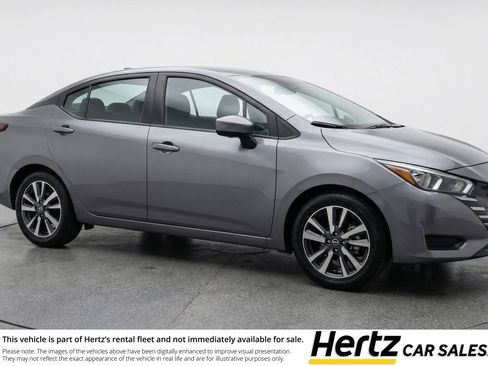 Used 2025 Nissan Versa SV FWD image 1