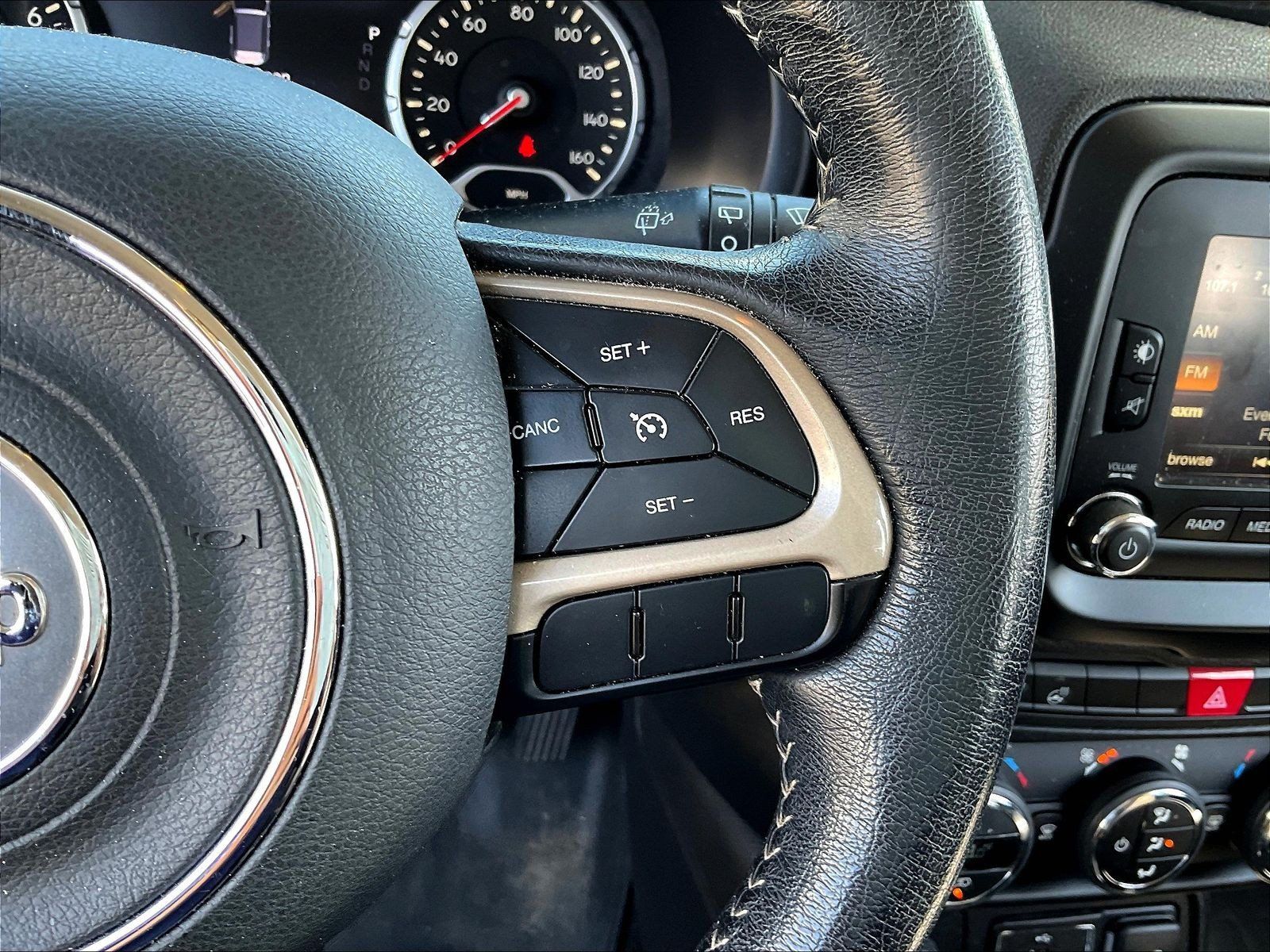 Used 2016 Jeep Renegade Limited AWD/4WD image 12