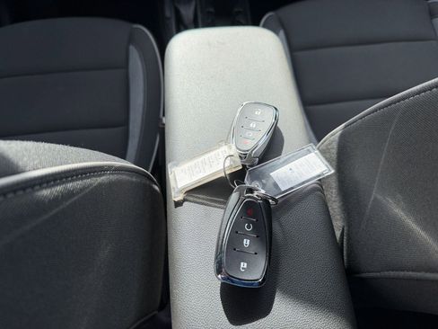 Used 2025 Chevrolet TrailBlazer LT image 22