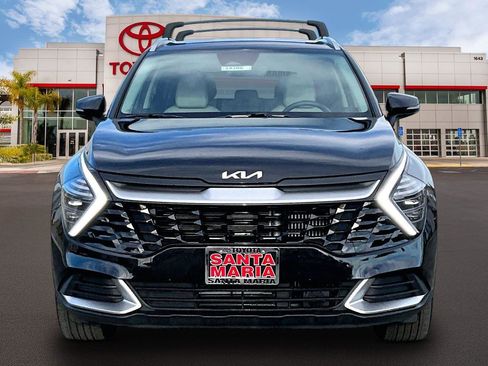 Used 2024 Kia Sportage EX image 3