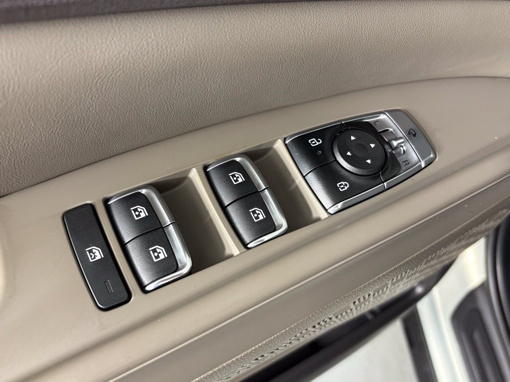 New 2026 Kia Carnival EX FWD image 15