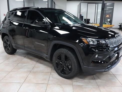 Used 2022 Jeep Compass Latitude w/ Convenience Group image 7