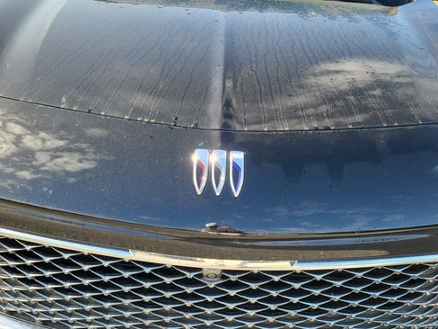 Used 2025 Buick Encore GX Avenir w/ Avenir Technology Package image 5