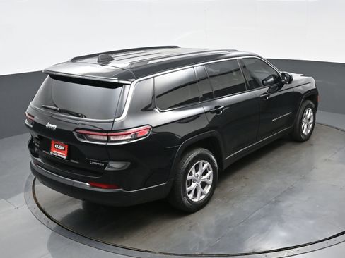 Used 2022 Jeep Grand Cherokee L Limited AWD/4WD image 40