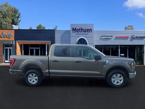Used 2023 Ford F150 XLT AWD/4WD image 2