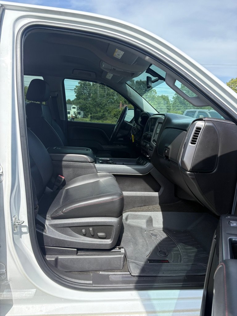 Used 2014 GMC Sierra 1500 SLT w/ All-Terrain Package AWD/4WD image 12