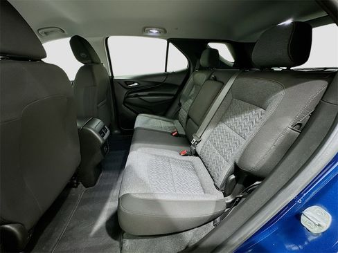 Used 2022 Chevrolet Equinox LT image 24