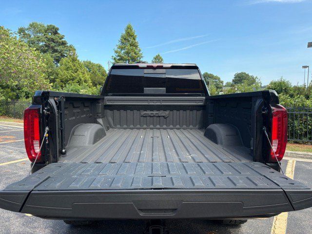 Used 2021 GMC Sierra 2500 AT4 w/ AT4 Preferred Package AWD/4WD image 18