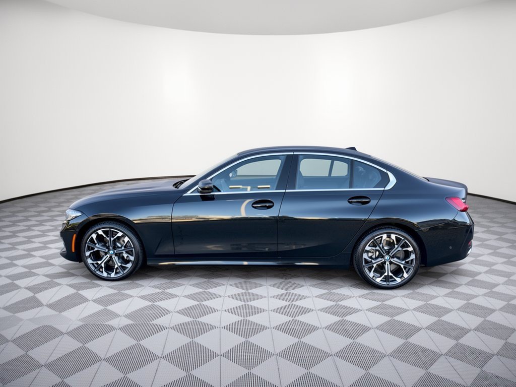 Certified 2026 BMW 330i Sedan RWD image 2