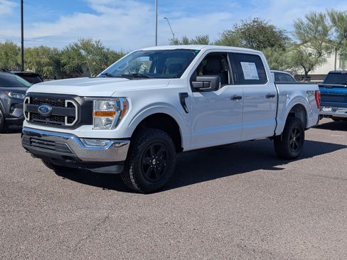 Used 2021 Ford F150 XLT w/ Equipment Group 301A Mid image 6