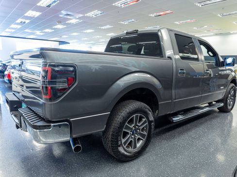Used 2013 Ford F150 XLT w/ XLT Chrome Pkg RWD image 5
