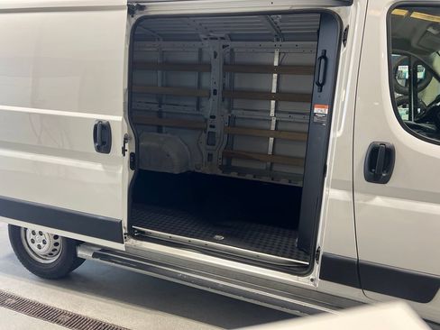 Used 2025 RAM ProMaster 2500 w/ U-Haul Equipment Group FWD image 3