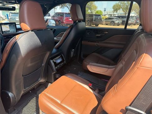 Used 2022 Lincoln Aviator Reserve w/ Elements Package Plus RWD image 8