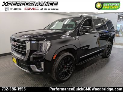 Used 2022 GMC Yukon SLT w/ SLT Premium Package