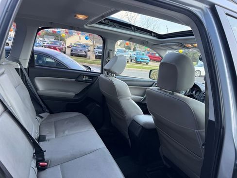 Used 2014 Subaru Forester 2.5i Limited w/ Popular Package #2 image 23