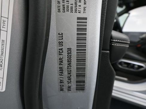 Used 2022 Jeep Grand Cherokee L Overland w/ Advanced Protech Group III image 62