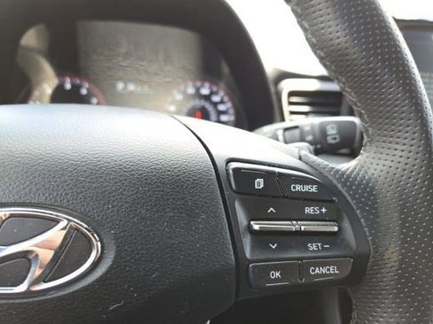 Used 2020 Hyundai Veloster Turbo FWD image 3