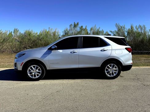 Used 2022 Chevrolet Equinox LT image 10