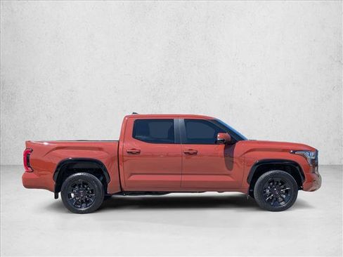 Used 2025 Toyota Tundra Platinum w/ TRD Off-Road Package AWD/4WD image 4
