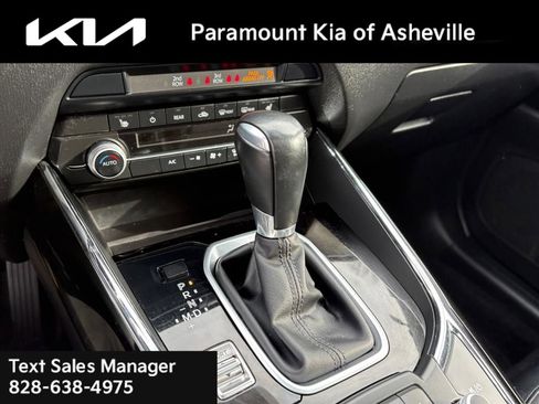 Used 2023 MAZDA CX-9 Touring image 24