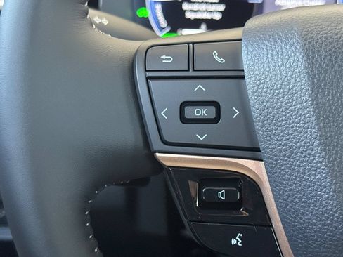 New 2026 Toyota Crown Signia AWD/4WD image 27