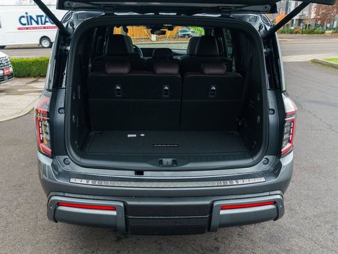 New 2026 Nissan Armada Platinum image 7