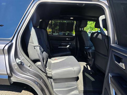 Used 2024 Toyota Sequoia Platinum AWD/4WD image 12