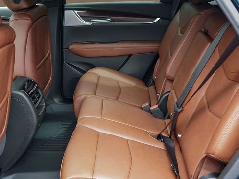 New 2026 Cadillac XT5 Premium Luxury w/ Driver Assist Package FWD image 21