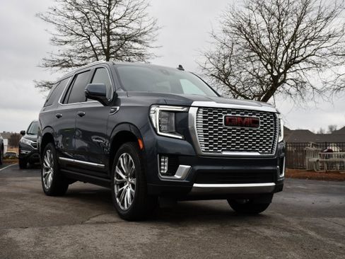Used 2021 GMC Yukon Denali w/ Denali Premium Package image 36
