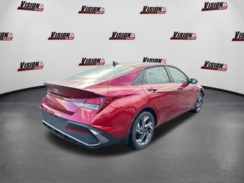 Certified 2025 Hyundai Elantra Sport image 5