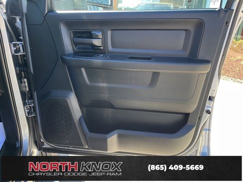 Used 2024 RAM 3500 Tradesman w/ Chrome Appearance Group image 28