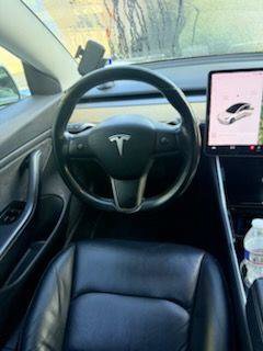 Used 2018 Tesla Model 3 Long Range AWD/4WD image 2