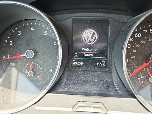 Used 2018 Volkswagen Tiguan SE AWD/4WD image 13