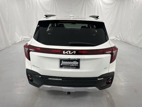 New 2026 Kia Seltos EX image 4