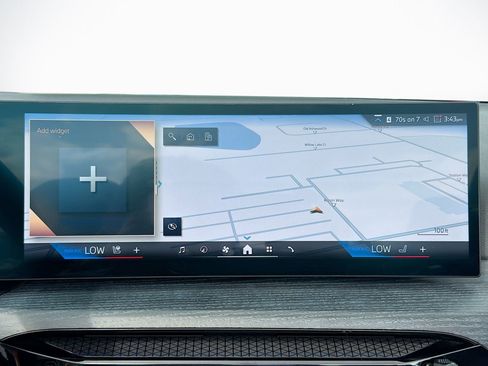 Certified 2025 BMW 430i Convertible image 30