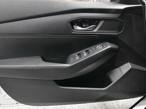Used 2024 Honda Accord LX image 6