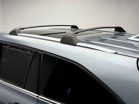 Used 2023 Toyota Highlander Platinum AWD/4WD image 39