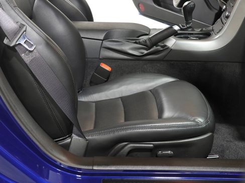 Used 2006 Chevrolet Corvette Coupe w/ Preferred Equipment Group RWD image 52