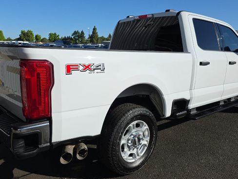 Used 2026 Ford F250 XLT w/ FX4 Off-Road Package AWD/4WD image 2