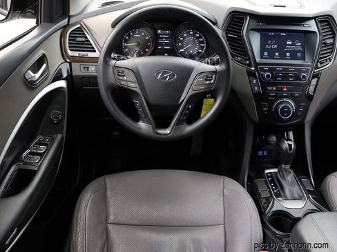 Used 2017 Hyundai Santa Fe Sport FWD image 15