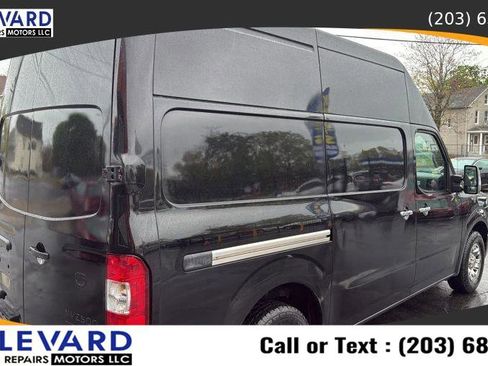 Used 2014 Nissan NV 2500 SV w/ V8 Appearance Package RWD image 7