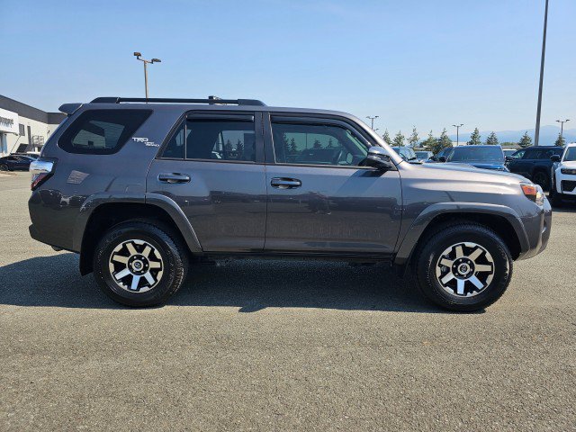 Used 2023 Toyota 4Runner TRD Off-Road Premium w/ Off Road Premium Plus Package AWD/4WD image 2
