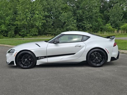 Used 2024 Toyota Supra RWD image 7