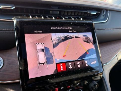 New 2025 Jeep Grand Cherokee Summit image 45