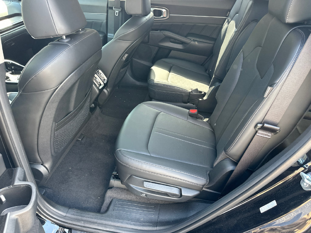 New 2025 Kia Sorento SX FWD image 21