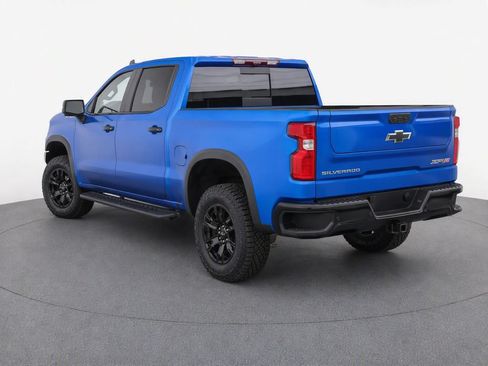 Used 2025 Chevrolet Silverado 1500 ZR2 w/ Technology Package AWD/4WD image 3